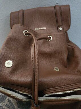 CALVIN KLEIN   BROWN BACK PACK